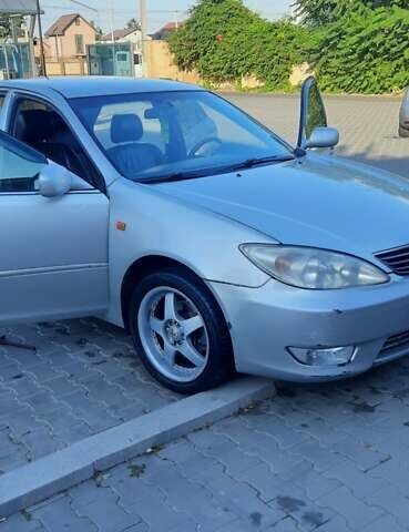 Серый Тойота Камри, объемом двигателя 3 л и пробегом 398 тыс. км за 4900 $, фото 22 на Automoto.ua