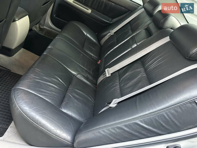 Серый Тойота Камри, объемом двигателя 3 л и пробегом 388 тыс. км за 4800 $, фото 24 на Automoto.ua