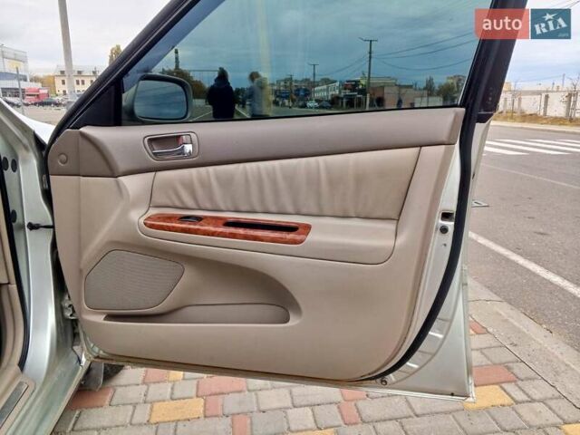Тойота Камри 2004 в Белгород-Днестровском на Automoto.ua Серый Тойота Камри, объемом двигателя 2.36 л и пробегом 303 тыс. км за 5500 $, фото 12 на Automoto.ua