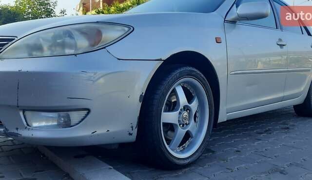 Серый Тойота Камри, объемом двигателя 3 л и пробегом 398 тыс. км за 4900 $, фото 8 на Automoto.ua