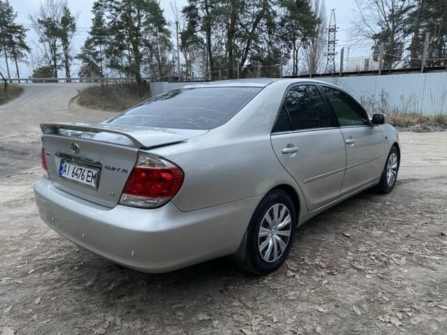 Серый Тойота Камри, объемом двигателя 3 л и пробегом 223 тыс. км за 4400 $, фото 2 на Automoto.ua