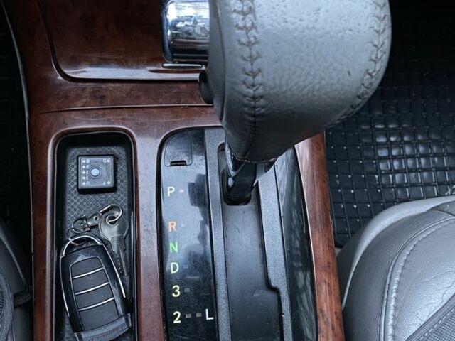 Серый Тойота Камри, объемом двигателя 3 л и пробегом 223 тыс. км за 4400 $, фото 9 на Automoto.ua