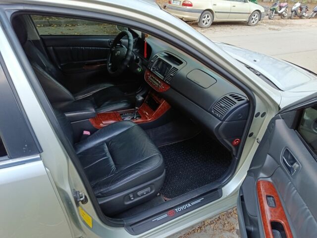 Сірий Тойота Камрі, об'ємом двигуна 3 л та пробігом 210 тис. км за 7200 $, фото 13 на Automoto.ua