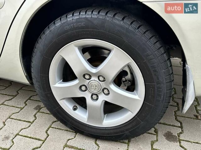 Серый Тойота Камри, объемом двигателя 2.36 л и пробегом 257 тыс. км за 8300 $, фото 27 на Automoto.ua