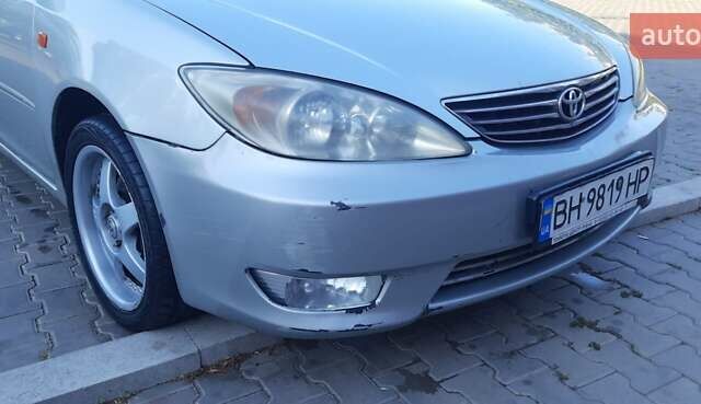 Серый Тойота Камри, объемом двигателя 3 л и пробегом 398 тыс. км за 4900 $, фото 3 на Automoto.ua