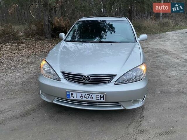 Сірий Тойота Камрі, об'ємом двигуна 3 л та пробігом 223 тис. км за 4400 $, фото 12 на Automoto.ua