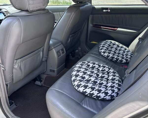 Серый Тойота Камри, объемом двигателя 3 л и пробегом 208 тыс. км за 6500 $, фото 10 на Automoto.ua