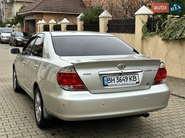 Серый Тойота Камри, объемом двигателя 2.36 л и пробегом 257 тыс. км за 8300 $, фото 35 на Automoto.ua