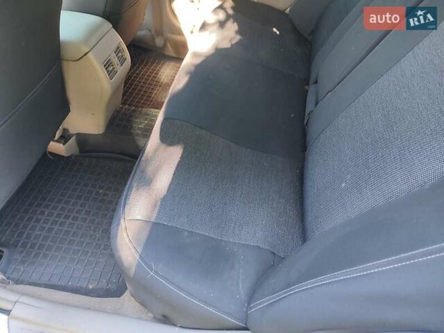 Серый Тойота Камри, объемом двигателя 2.36 л и пробегом 308 тыс. км за 4500 $, фото 8 на Automoto.ua