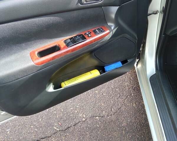 Сірий Тойота Камрі, об'ємом двигуна 2.36 л та пробігом 411 тис. км за 6000 $, фото 20 на Automoto.ua