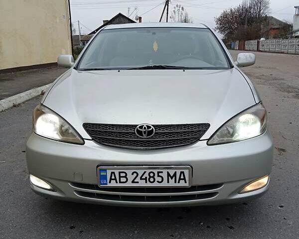 Серый Тойота Камри, объемом двигателя 3 л и пробегом 339 тыс. км за 5200 $, фото 1 на Automoto.ua