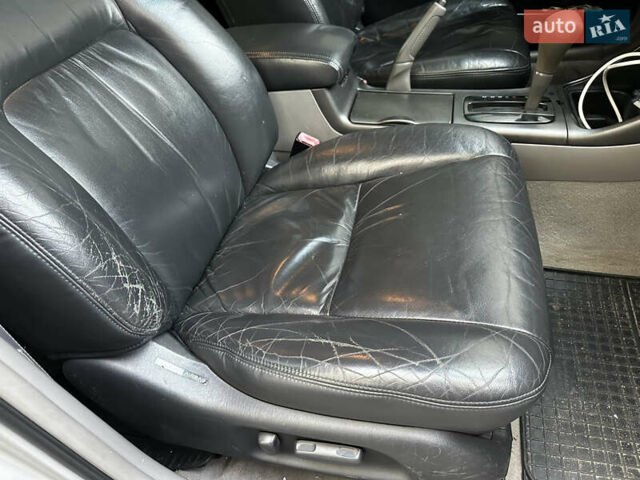 Серый Тойота Камри, объемом двигателя 3 л и пробегом 388 тыс. км за 4800 $, фото 15 на Automoto.ua