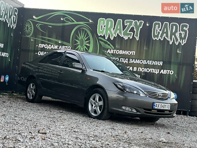 Тойота Камри 2004 в Харькове на Automoto.ua Серый Тойота Камри, объемом двигателя 3 л и пробегом 266 тыс. км за 4800 $, фото 4 на Automoto.ua