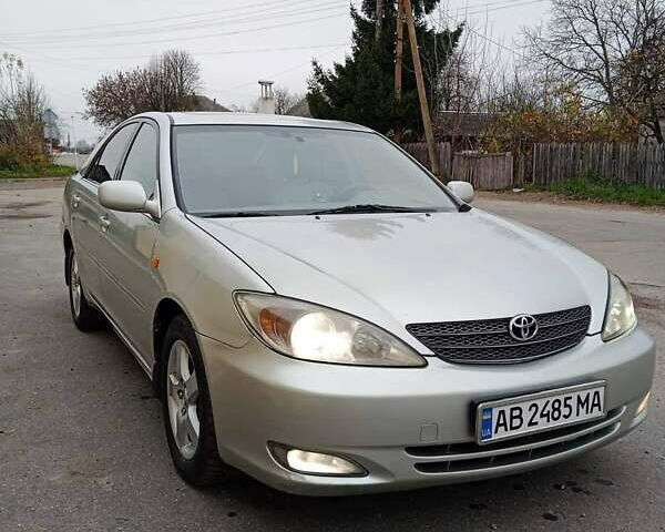 Серый Тойота Камри, объемом двигателя 3 л и пробегом 339 тыс. км за 5200 $, фото 2 на Automoto.ua