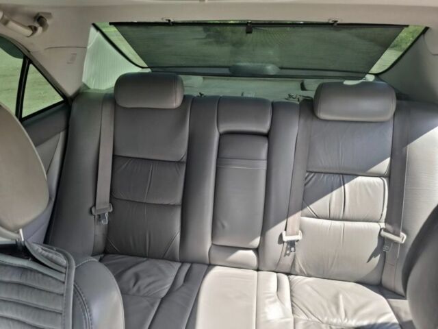 Серый Тойота Камри, объемом двигателя 3 л и пробегом 387 тыс. км за 6100 $, фото 5 на Automoto.ua