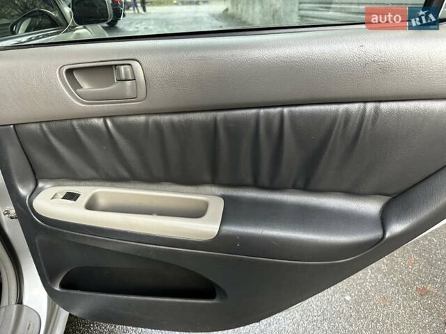 Серый Тойота Камри, объемом двигателя 3 л и пробегом 388 тыс. км за 4800 $, фото 23 на Automoto.ua