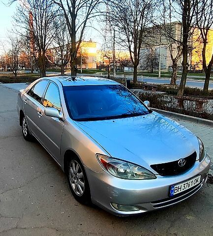 Сірий Тойота Камрі, об'ємом двигуна 3 л та пробігом 223 тис. км за 4600 $, фото 2 на Automoto.ua