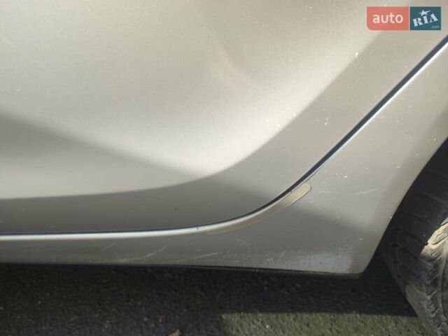 Серый Тойота Камри, объемом двигателя 2.36 л и пробегом 308 тыс. км за 4500 $, фото 5 на Automoto.ua