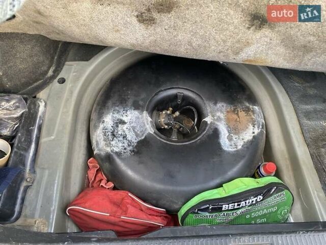 Сірий Тойота Камрі, об'ємом двигуна 3 л та пробігом 223 тис. км за 4400 $, фото 22 на Automoto.ua