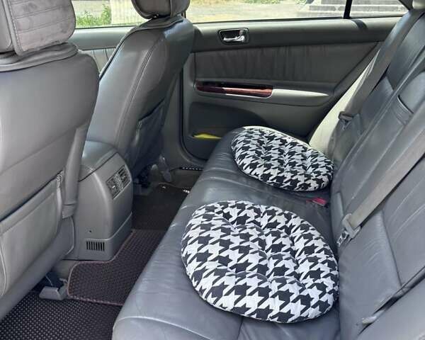 Серый Тойота Камри, объемом двигателя 3 л и пробегом 208 тыс. км за 6500 $, фото 6 на Automoto.ua