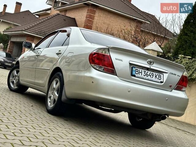 Серый Тойота Камри, объемом двигателя 2.36 л и пробегом 257 тыс. км за 8300 $, фото 25 на Automoto.ua