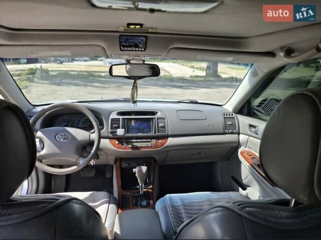 Серый Тойота Камри, объемом двигателя 3 л и пробегом 390 тыс. км за 6200 $, фото 13 на Automoto.ua