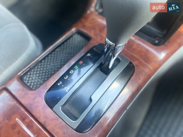 Серый Тойота Камри, объемом двигателя 2.4 л и пробегом 469 тыс. км за 6200 $, фото 27 на Automoto.ua