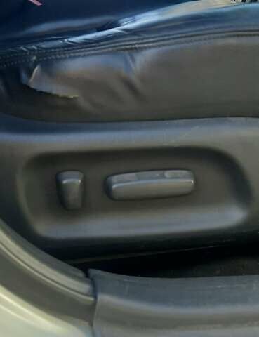 Серый Тойота Камри, объемом двигателя 3 л и пробегом 398 тыс. км за 4900 $, фото 25 на Automoto.ua