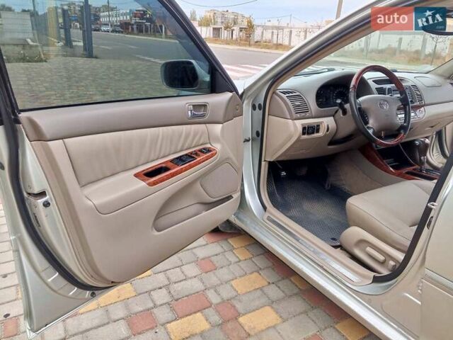 Тойота Камри 2004 в Белгород-Днестровском на Automoto.ua Серый Тойота Камри, объемом двигателя 2.36 л и пробегом 303 тыс. км за 5500 $, фото 22 на Automoto.ua