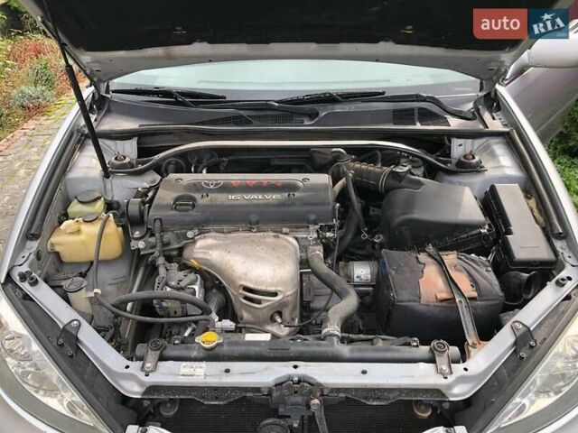 Серый Тойота Камри, объемом двигателя 2.4 л и пробегом 201 тыс. км за 5900 $, фото 14 на Automoto.ua