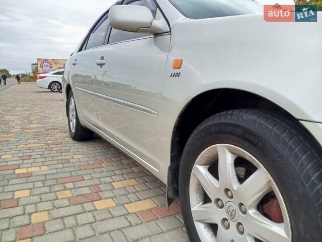 Тойота Камри 2004 в Белгород-Днестровском на Automoto.ua Серый Тойота Камри, объемом двигателя 2.36 л и пробегом 303 тыс. км за 5500 $, фото 16 на Automoto.ua