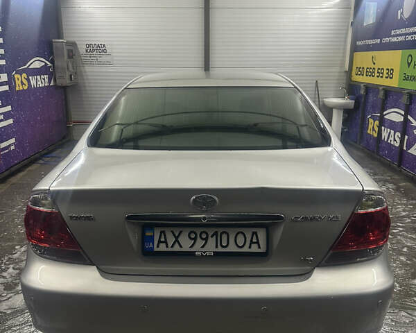 Сірий Тойота Камрі, об'ємом двигуна 3 л та пробігом 242 тис. км за 4300 $, фото 7 на Automoto.ua