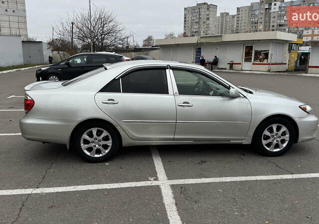 Сірий Тойота Камрі, об'ємом двигуна 3 л та пробігом 346 тис. км за 6270 $, фото 4 на Automoto.ua