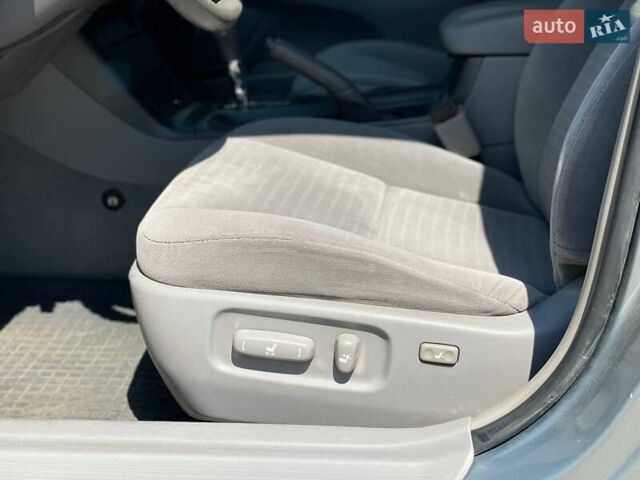 Сірий Тойота Камрі, об'ємом двигуна 3 л та пробігом 250 тис. км за 5500 $, фото 14 на Automoto.ua