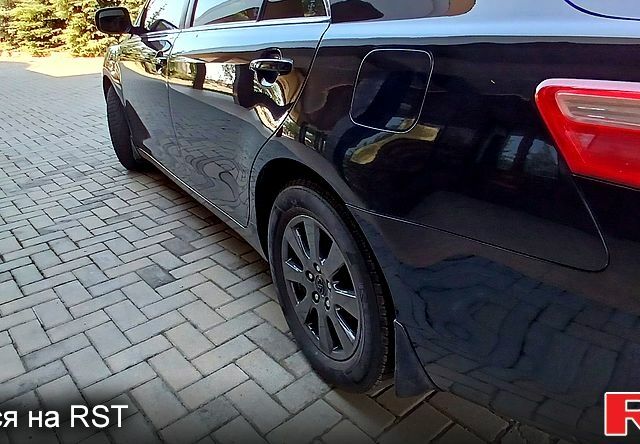 Серый Тойота Камри, объемом двигателя 1.6 л и пробегом 212 тыс. км за 9300 $, фото 4 на Automoto.ua