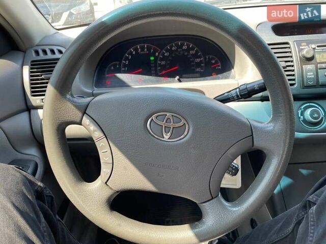 Сірий Тойота Камрі, об'ємом двигуна 3 л та пробігом 250 тис. км за 5500 $, фото 5 на Automoto.ua