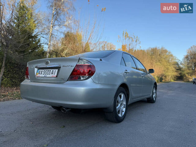 Серый Тойота Камри, объемом двигателя 2.4 л и пробегом 42 тыс. км за 10900 $, фото 17 на Automoto.ua
