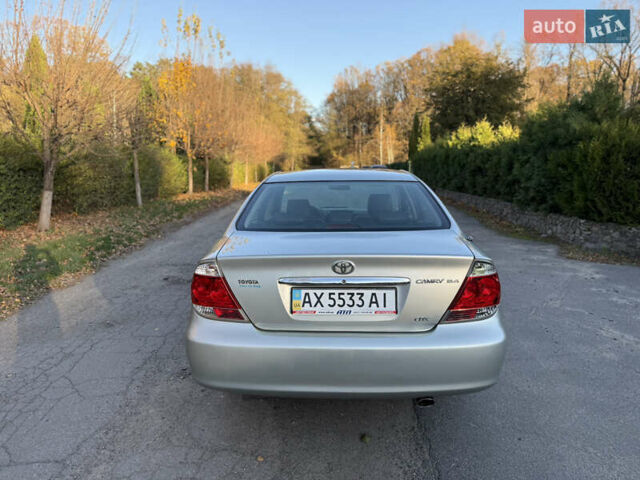 Серый Тойота Камри, объемом двигателя 2.4 л и пробегом 42 тыс. км за 10900 $, фото 13 на Automoto.ua