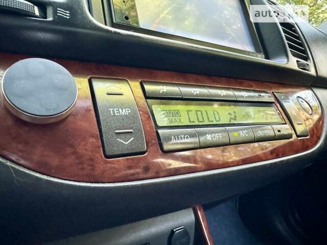 Серый Тойота Камри, объемом двигателя 2.36 л и пробегом 213 тыс. км за 6300 $, фото 56 на Automoto.ua