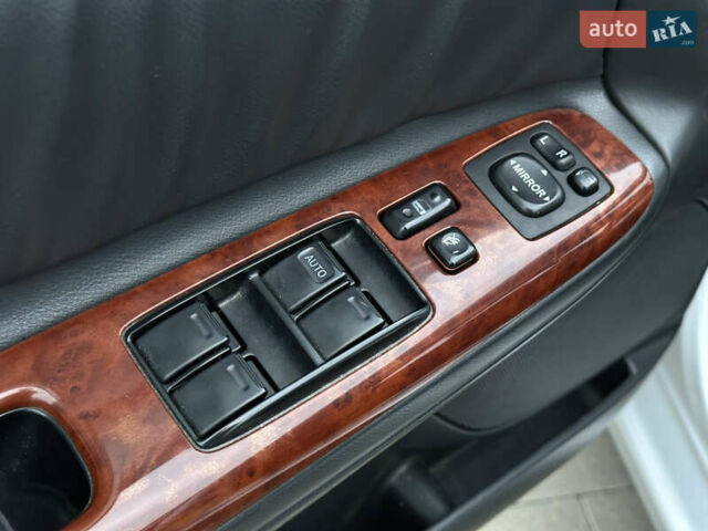 Серый Тойота Камри, объемом двигателя 2.36 л и пробегом 220 тыс. км за 6200 $, фото 41 на Automoto.ua