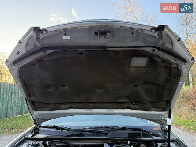 Серый Тойота Камри, объемом двигателя 2.4 л и пробегом 42 тыс. км за 10900 $, фото 49 на Automoto.ua