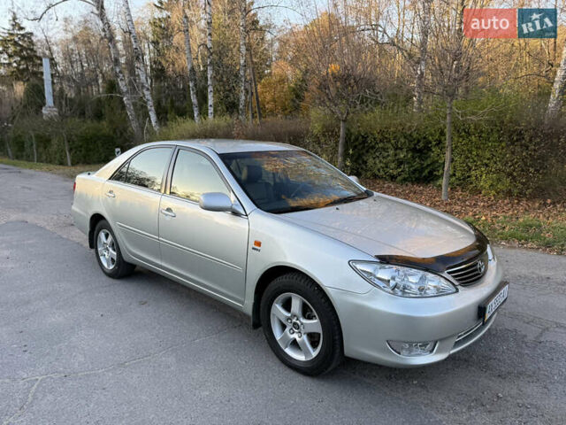 Серый Тойота Камри, объемом двигателя 2.4 л и пробегом 42 тыс. км за 10900 $, фото 20 на Automoto.ua