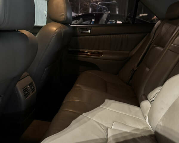 Серый Тойота Камри, объемом двигателя 3 л и пробегом 240 тыс. км за 7200 $, фото 16 на Automoto.ua