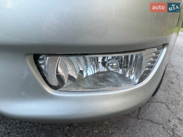 Серый Тойота Камри, объемом двигателя 2.4 л и пробегом 42 тыс. км за 10900 $, фото 31 на Automoto.ua