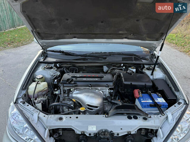 Серый Тойота Камри, объемом двигателя 2.4 л и пробегом 42 тыс. км за 10900 $, фото 50 на Automoto.ua