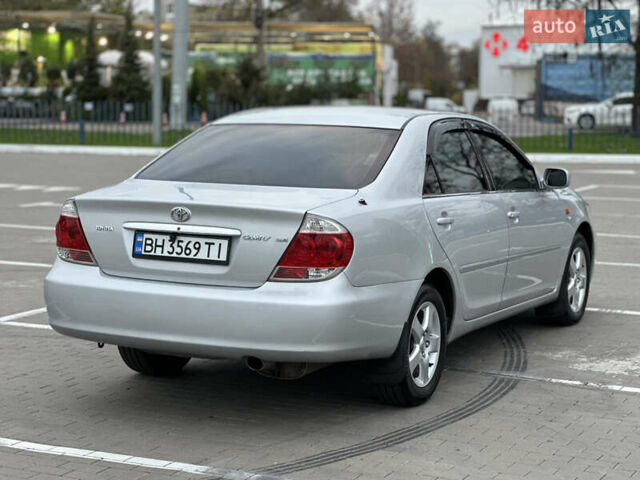 Серый Тойота Камри, объемом двигателя 2.36 л и пробегом 220 тыс. км за 6200 $, фото 13 на Automoto.ua