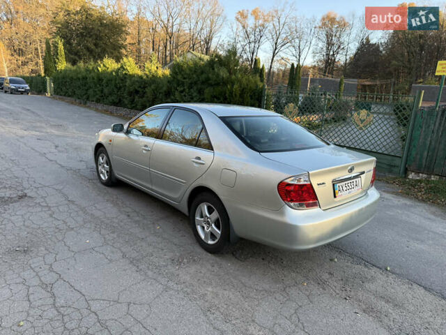 Серый Тойота Камри, объемом двигателя 2.4 л и пробегом 42 тыс. км за 10900 $, фото 10 на Automoto.ua