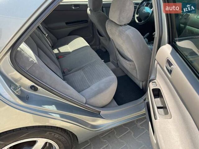 Сірий Тойота Камрі, об'ємом двигуна 3 л та пробігом 250 тис. км за 5500 $, фото 16 на Automoto.ua