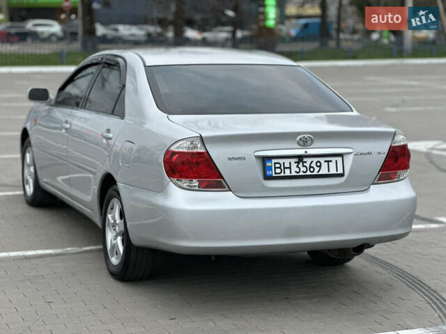 Серый Тойота Камри, объемом двигателя 2.36 л и пробегом 220 тыс. км за 6200 $, фото 14 на Automoto.ua
