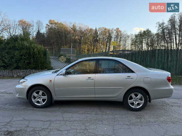 Серый Тойота Камри, объемом двигателя 2.4 л и пробегом 42 тыс. км за 10900 $, фото 7 на Automoto.ua